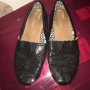 Black glitter Toms